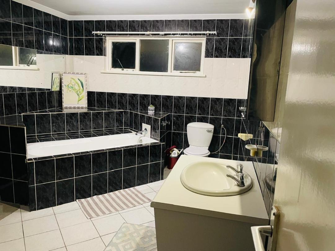 Coastwave Guest House Walvis Bay Exteriér fotografie