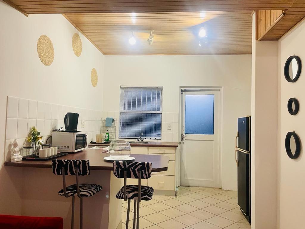 Coastwave Guest House Walvis Bay Exteriér fotografie